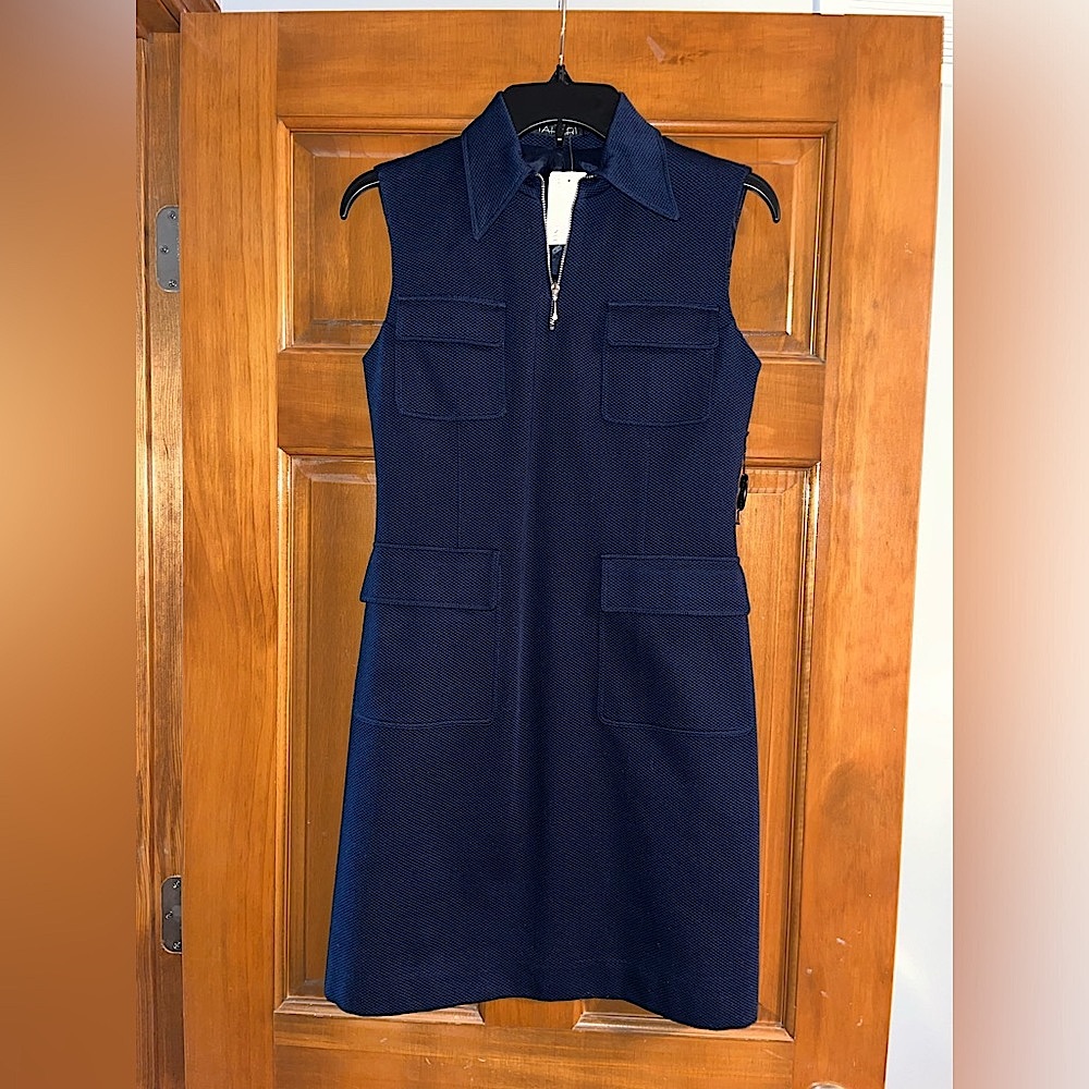 TAHARI Sleeveless Navy Dress size 2